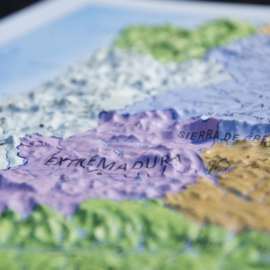 España político en relieve