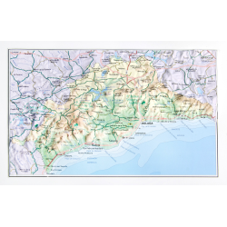 Málaga en relieve. Con o sin escudo.